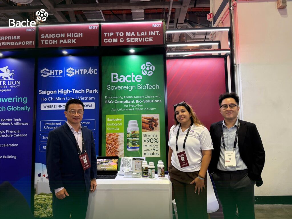 Ảnh lưu niệm tại gian hàng Bacte ở SWITCH 2026 Singapore